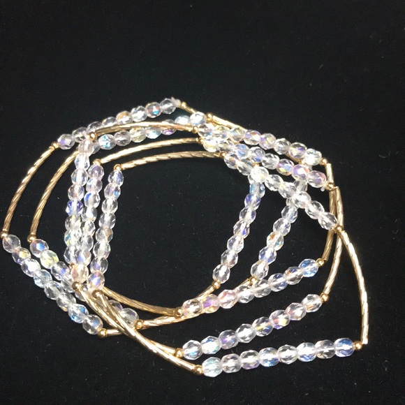 🌺 5 Handmade Bracelets - Picture 2 of 4